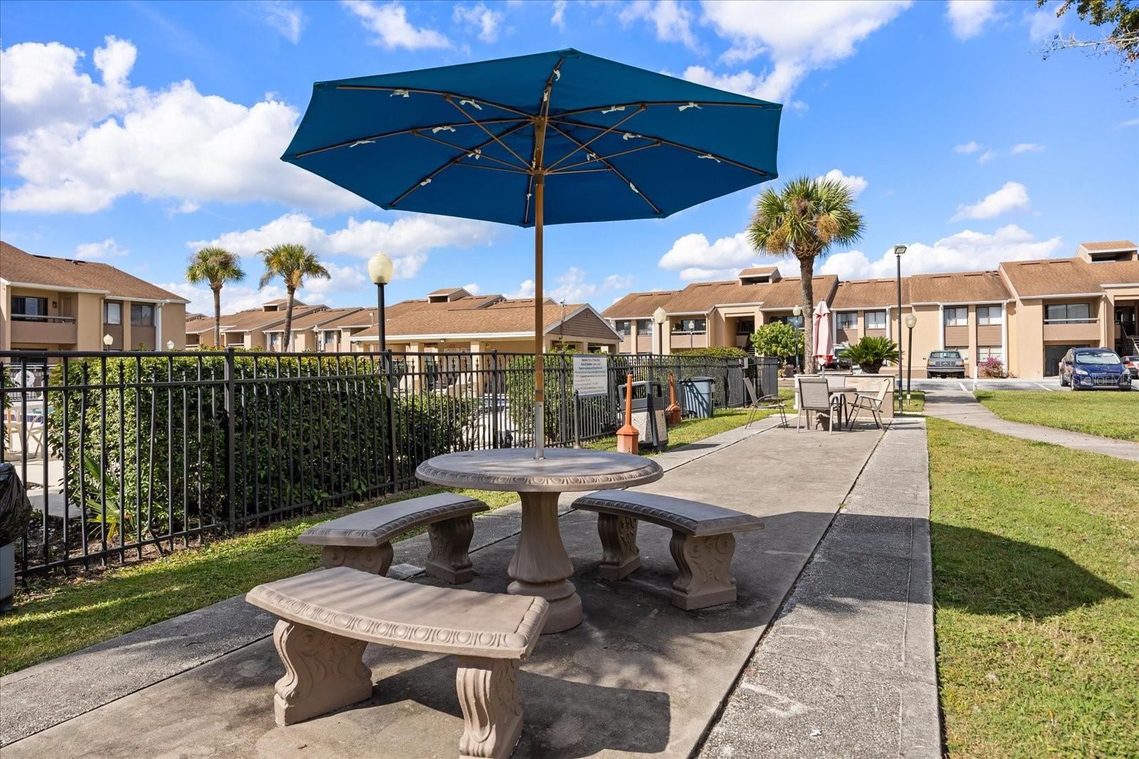 Image 36 of 39 For 5339 Vineland Road 203