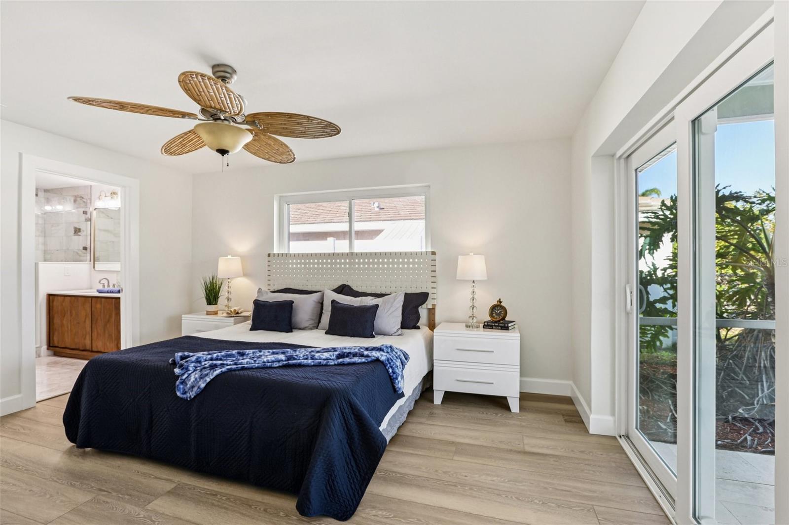 Image 16 of 50 For 6251 18th Street Ne