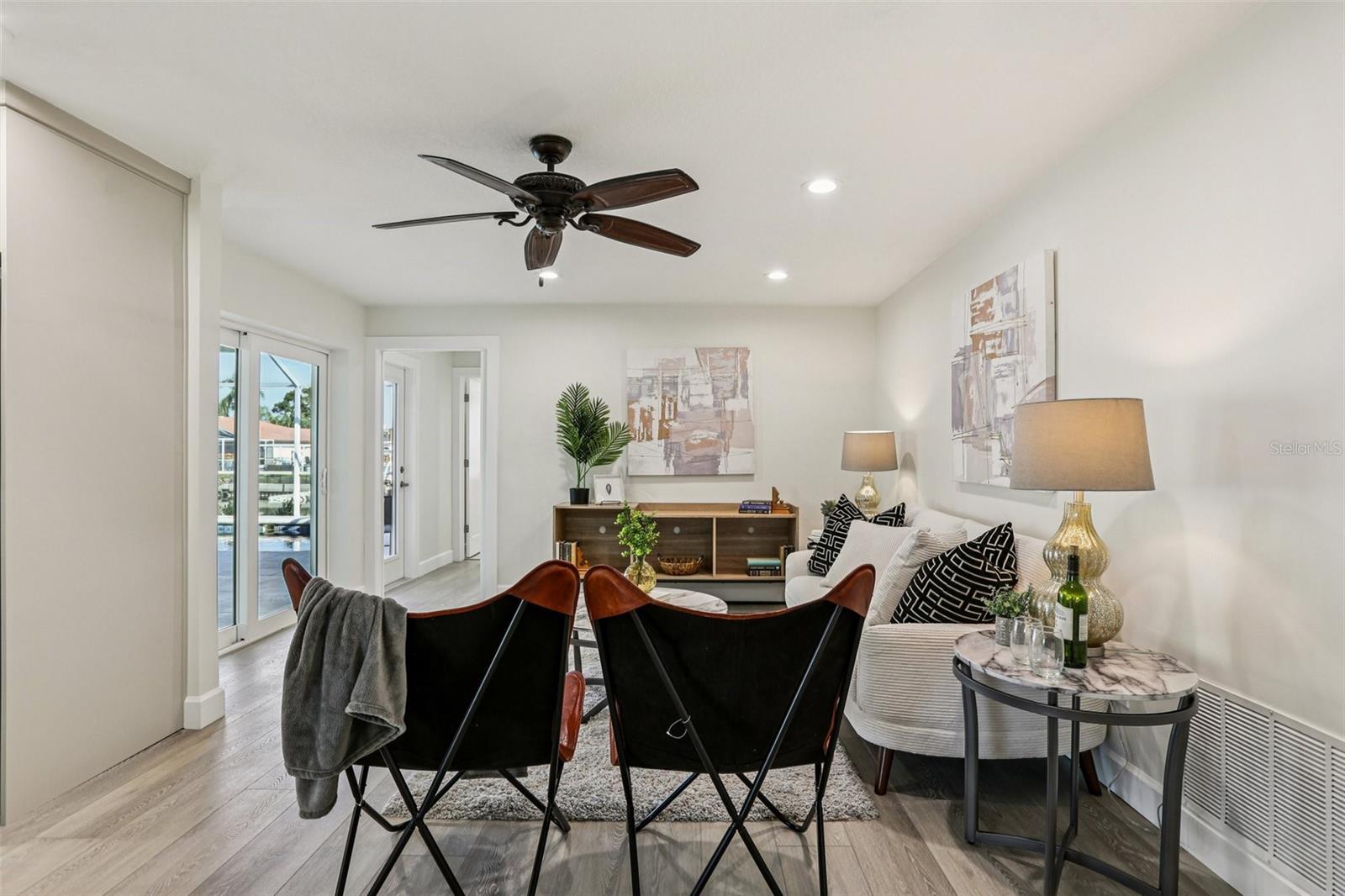 Image 20 of 50 For 6251 18th Street Ne