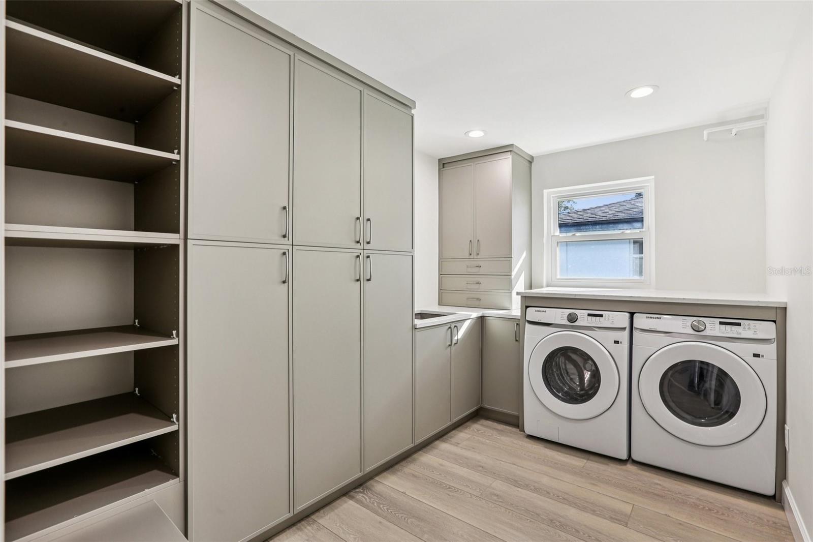 Image 23 of 50 For 6251 18th Street Ne