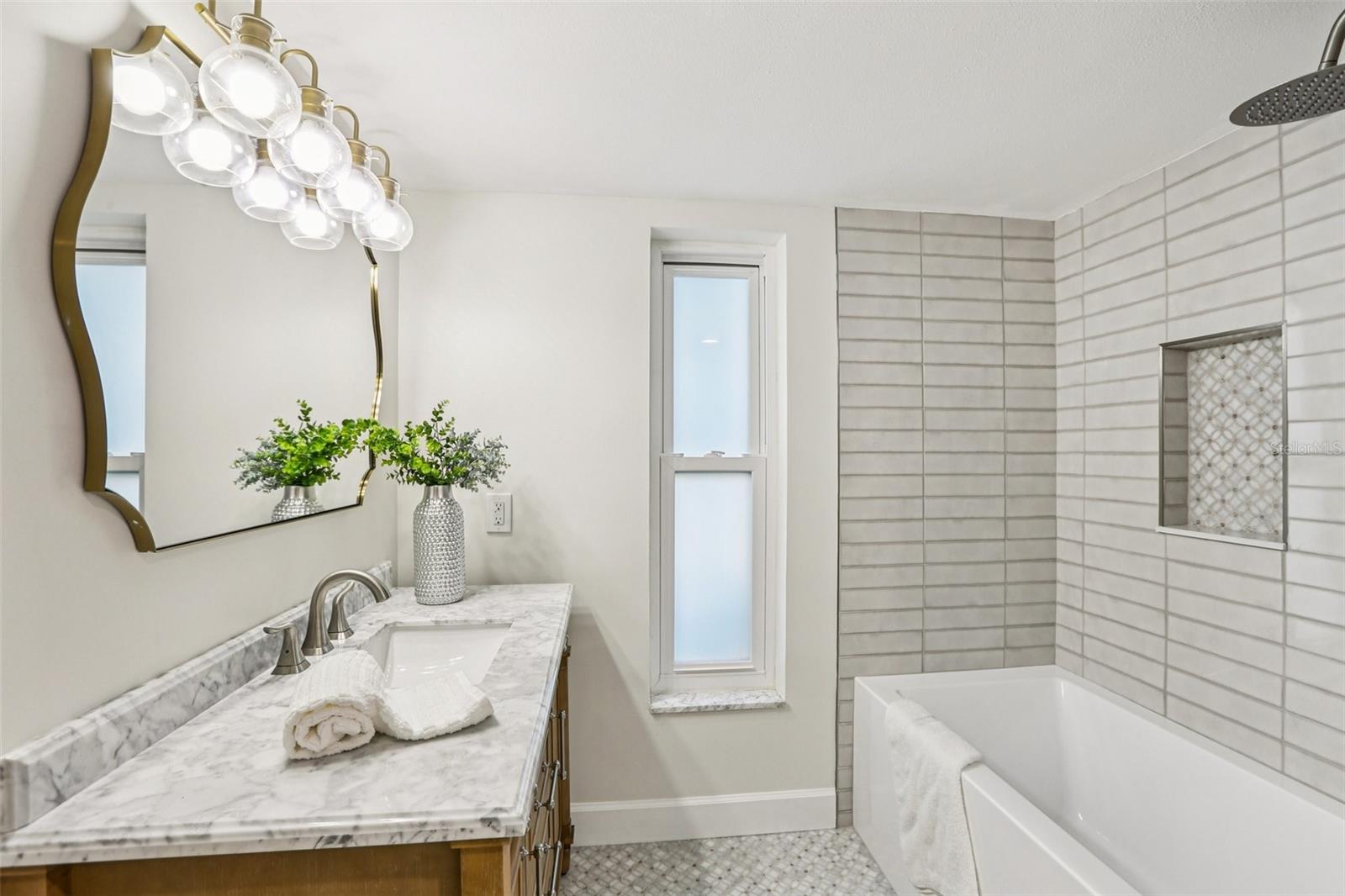 Image 24 of 50 For 6251 18th Street Ne