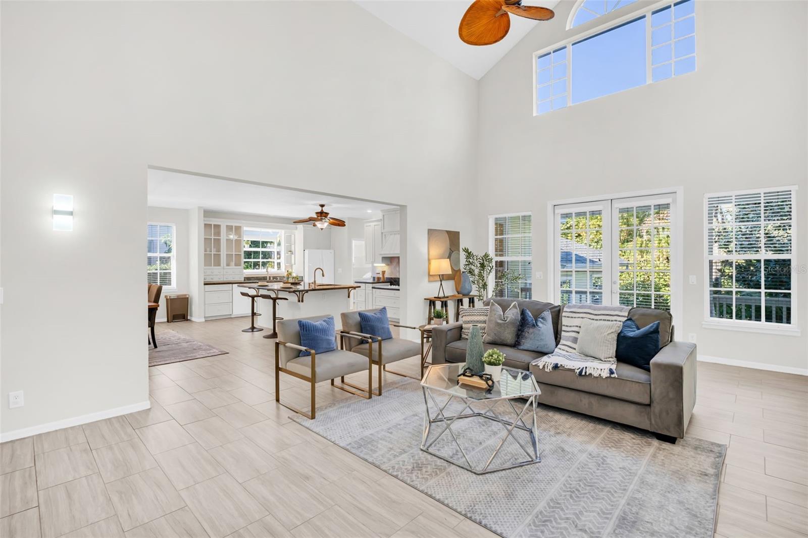 Listing photo id 12 for 266 Florida Boulevard