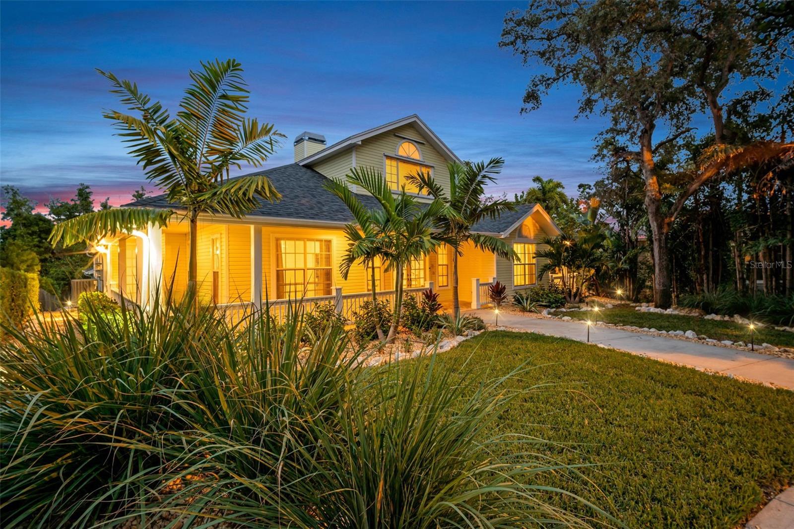 Listing photo id 0 for 266 Florida Boulevard