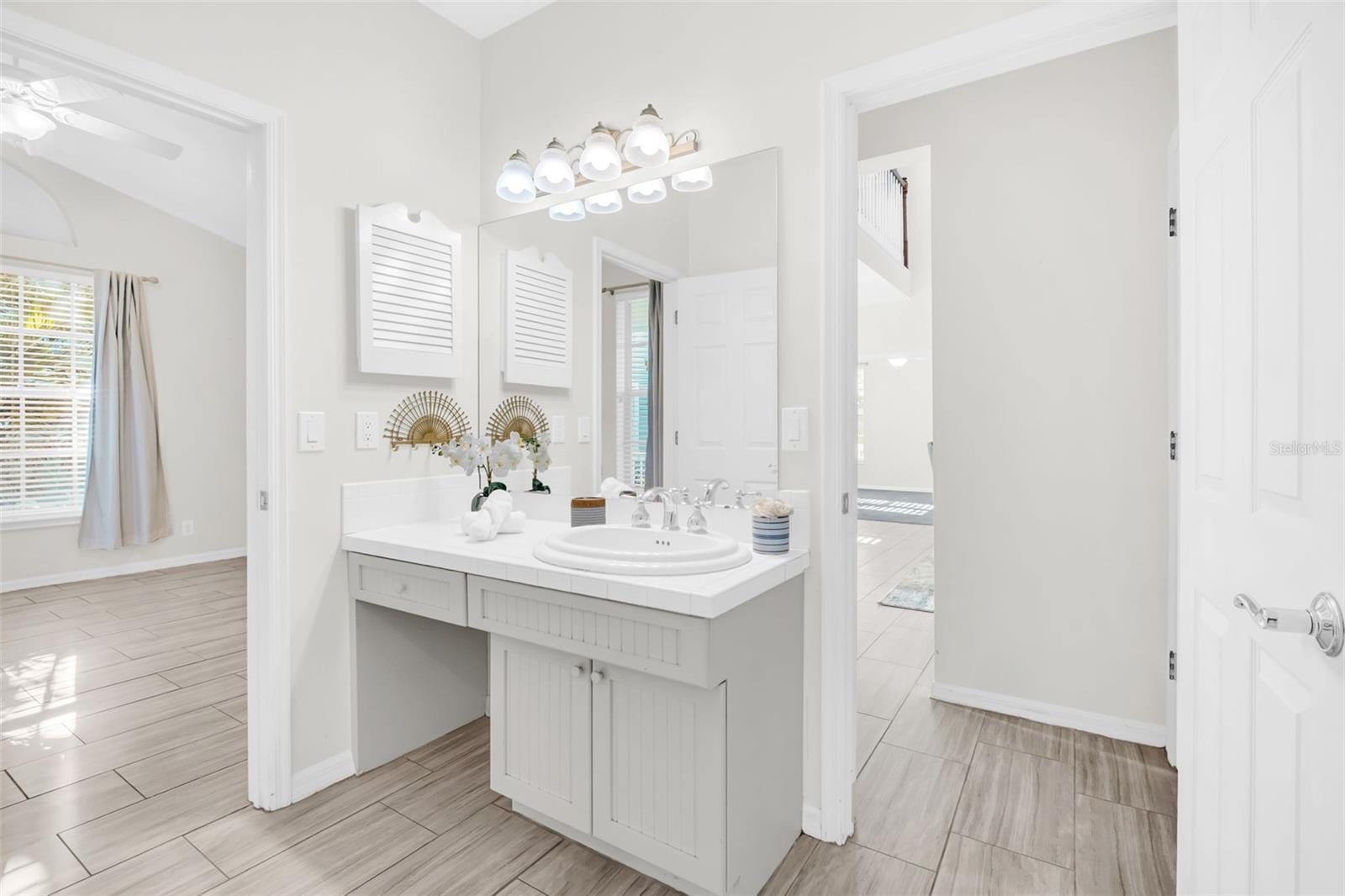 Listing photo id 43 for 266 Florida Boulevard