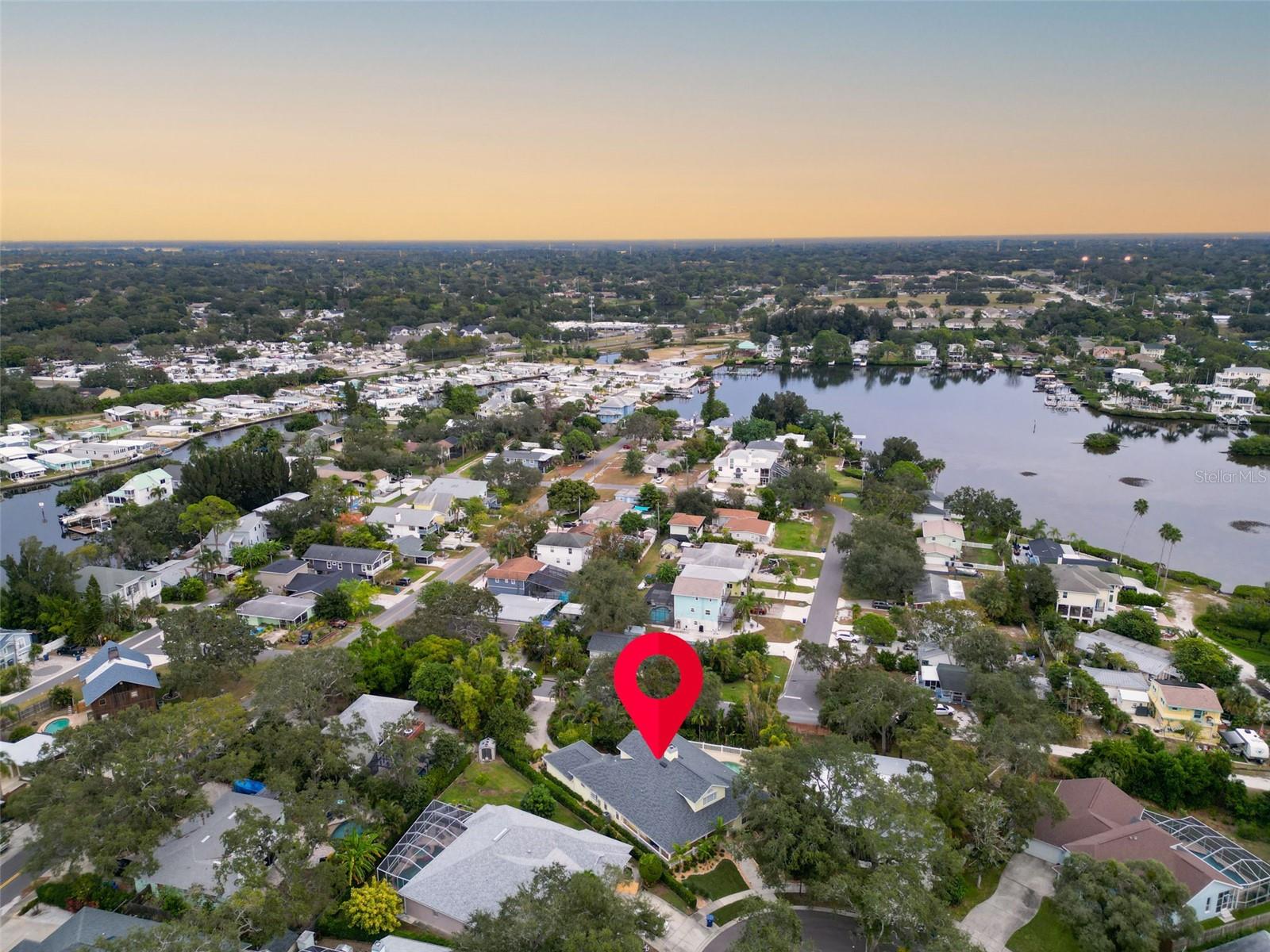 Listing photo id 60 for 266 Florida Boulevard