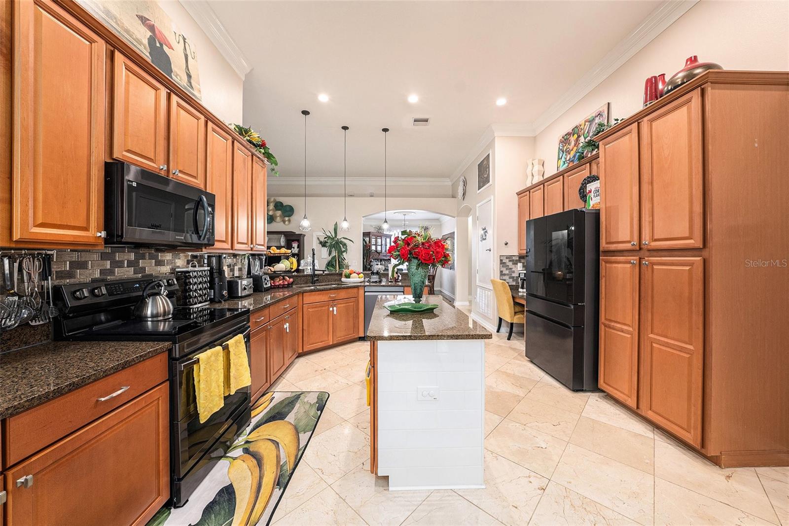 Listing photo id 11 for 13248 Graham Yarden Drive