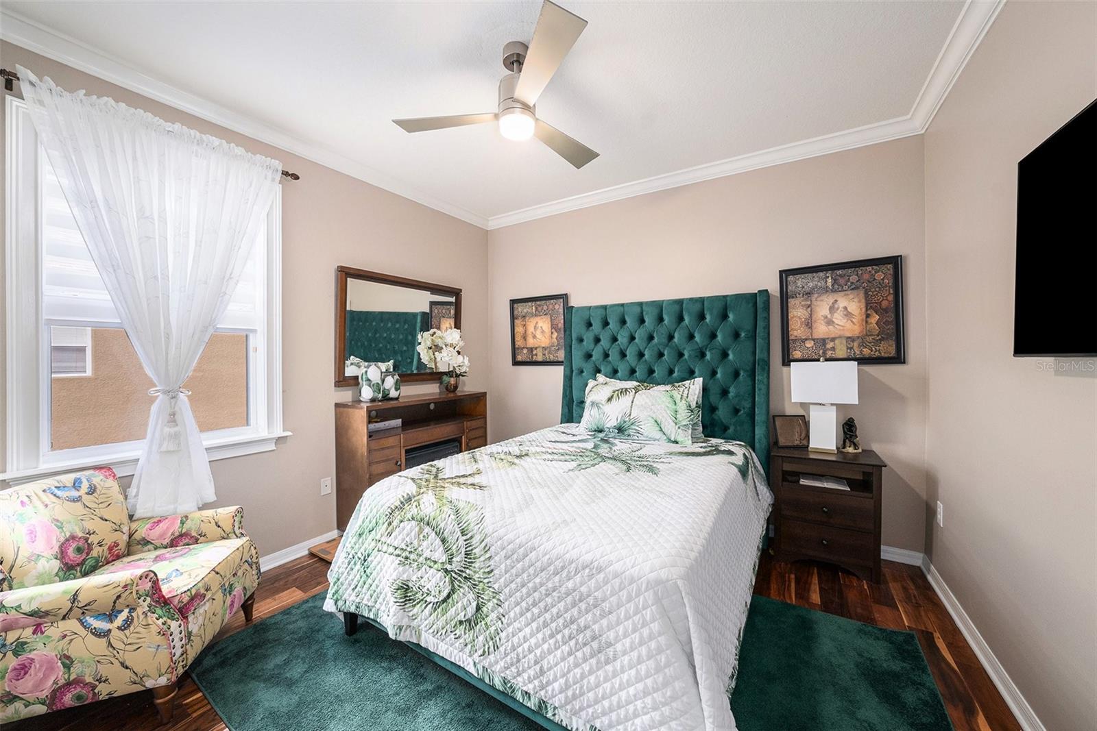 Listing photo id 14 for 13248 Graham Yarden Drive