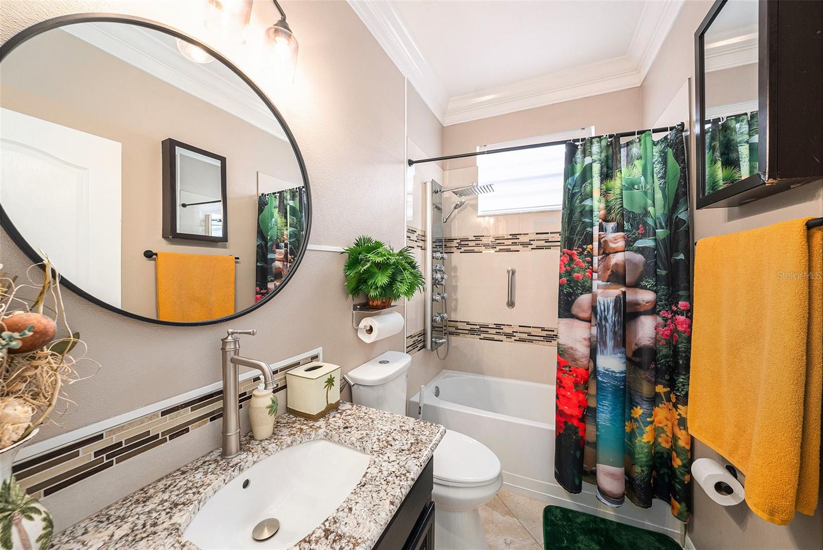 Listing photo id 18 for 13248 Graham Yarden Drive