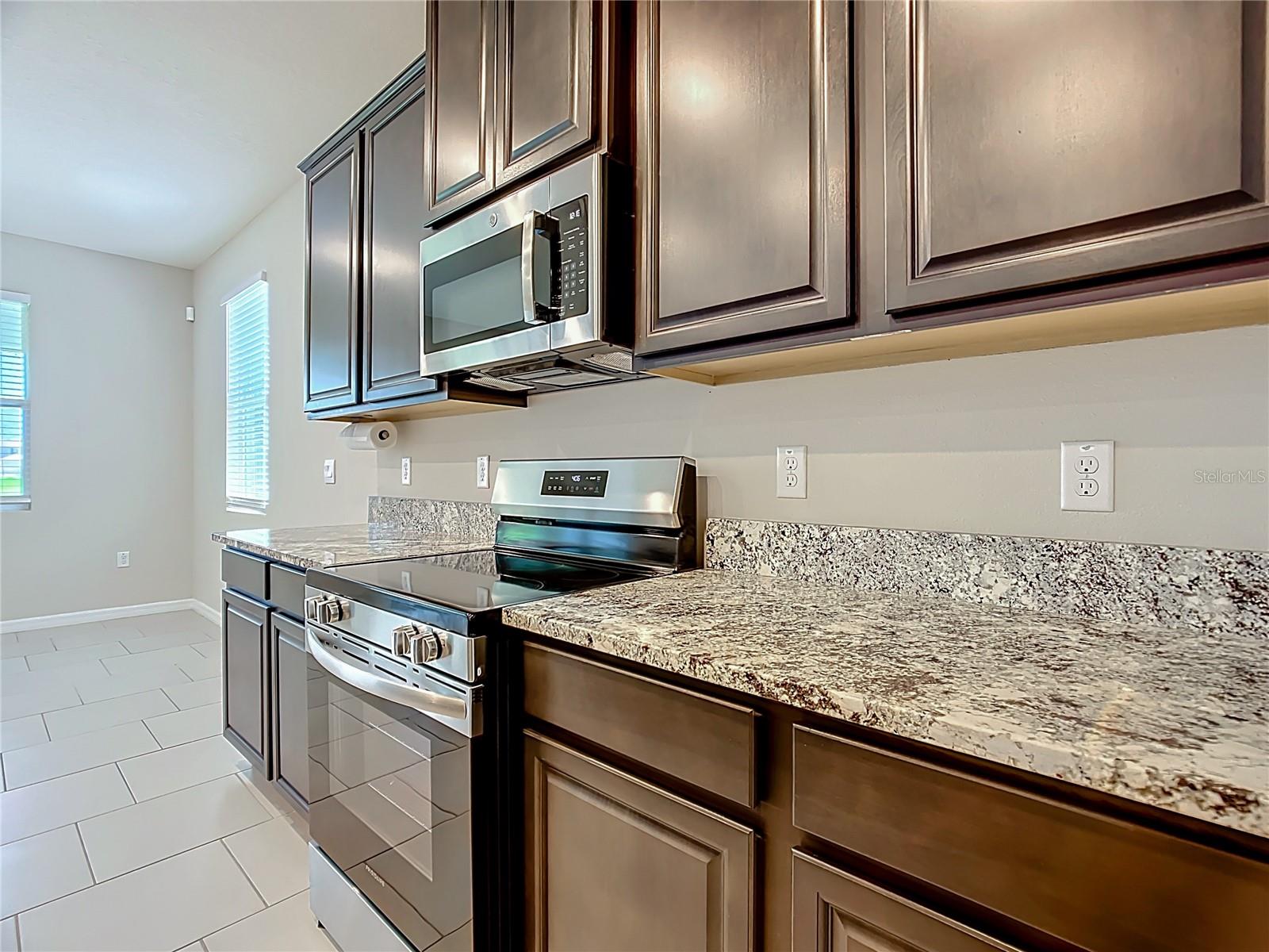 Image 8 of 63 For 3508 Crescent Peak Way