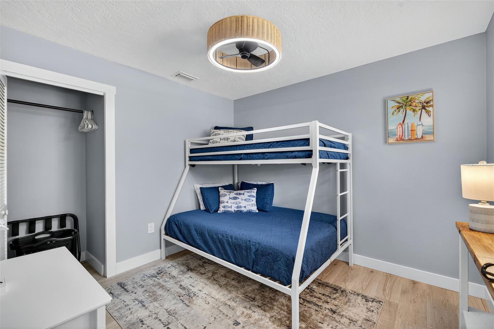 Image 10 of 70 For 118 27th Street W