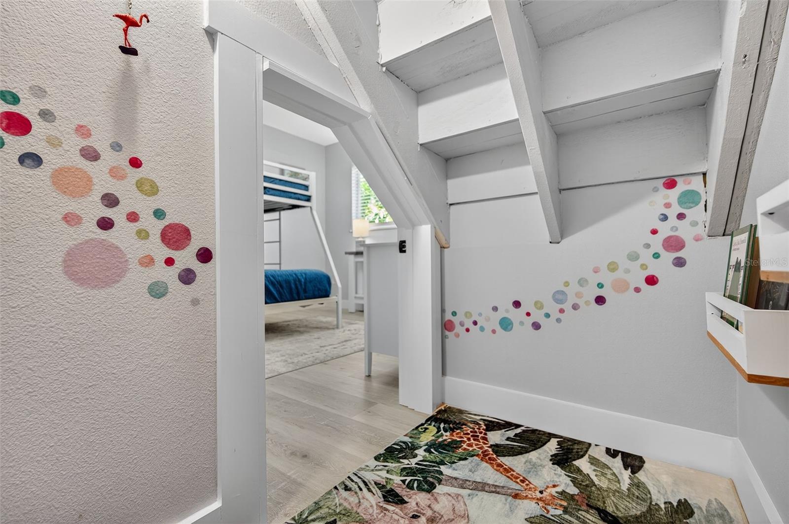 Image 13 of 70 For 118 27th Street W