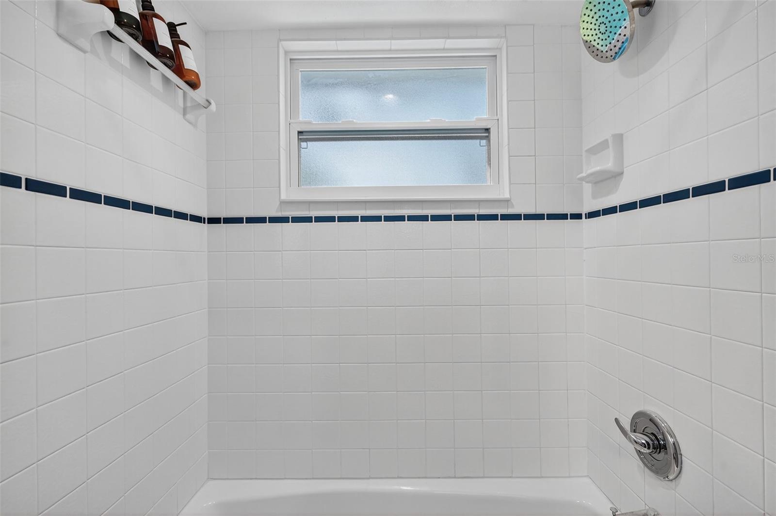 Image 45 of 70 For 118 27th Street W