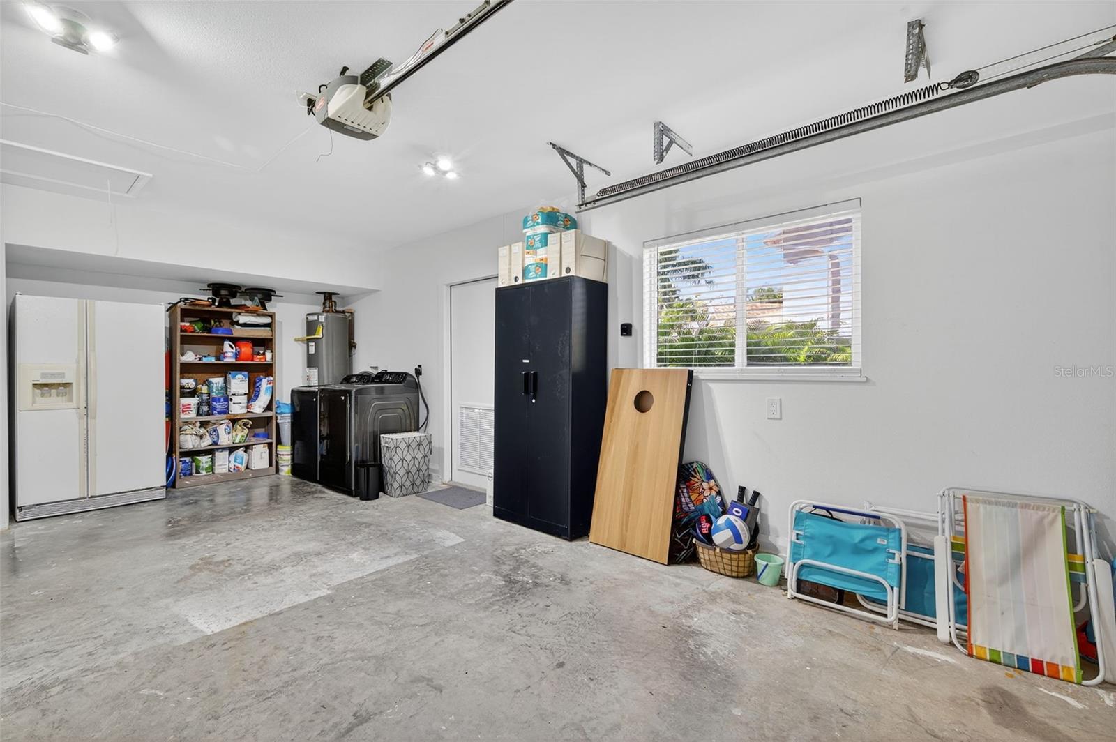 Image 60 of 70 For 118 27th Street W