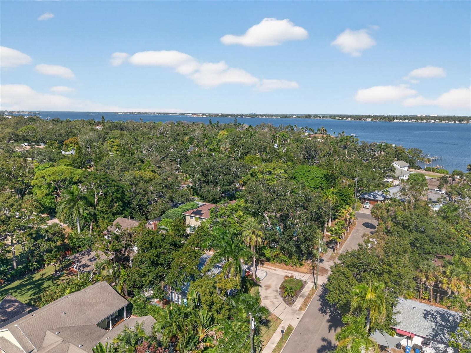 Image 69 of 70 For 118 27th Street W