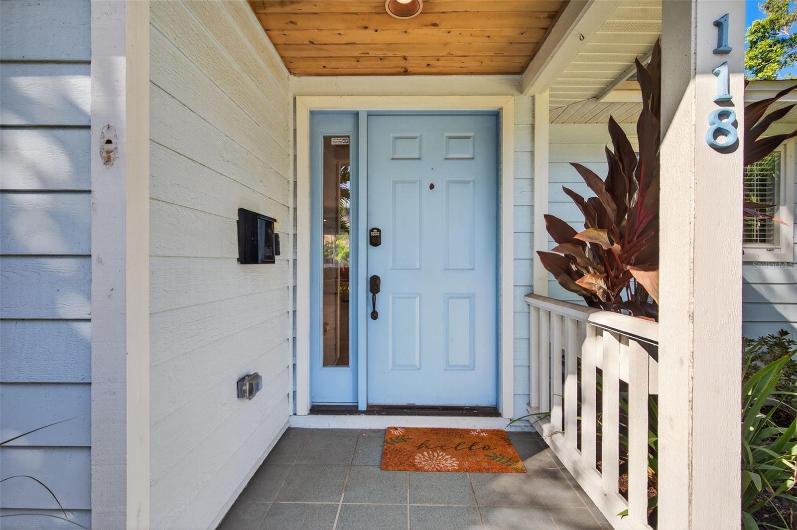 Image 7 of 70 For 118 27th Street W