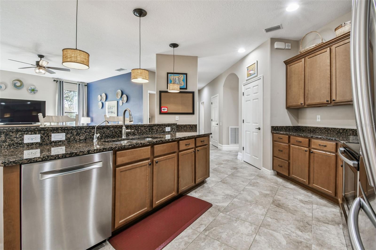 Image 20 of 68 For 15613 Himes Avenue