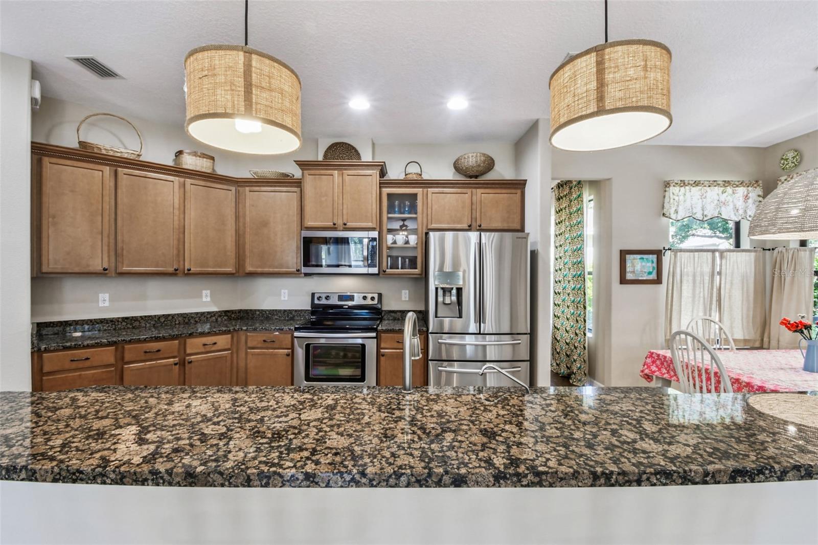 Image 22 of 68 For 15613 Himes Avenue