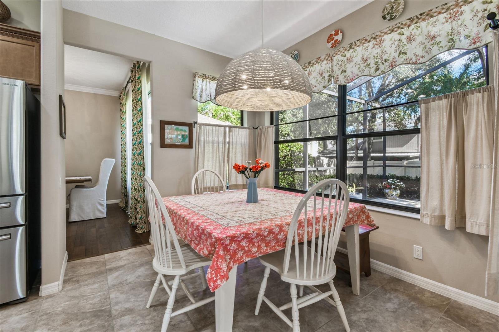 Image 27 of 68 For 15613 Himes Avenue