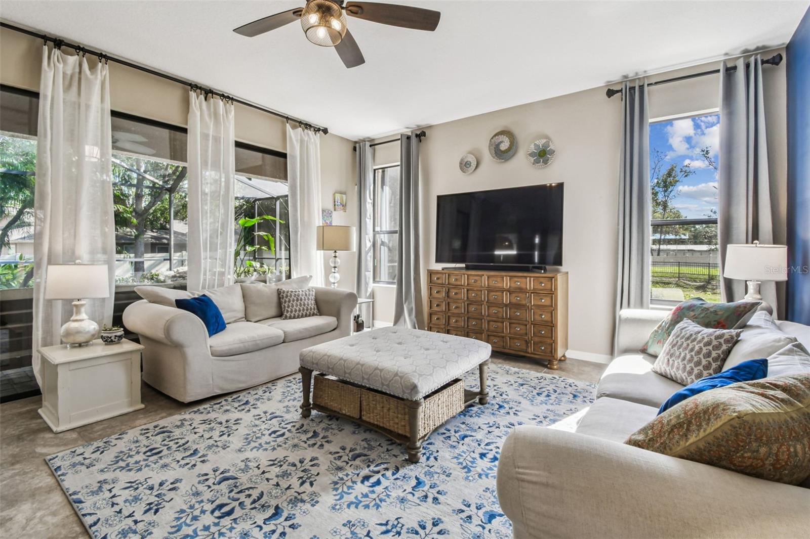 Image 28 of 68 For 15613 Himes Avenue