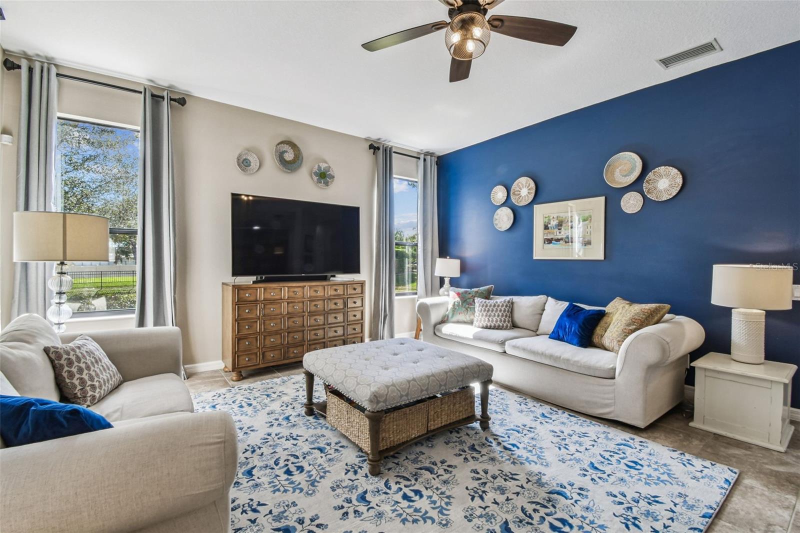 Image 29 of 68 For 15613 Himes Avenue