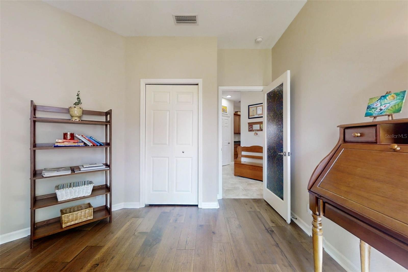 Image 33 of 68 For 15613 Himes Avenue