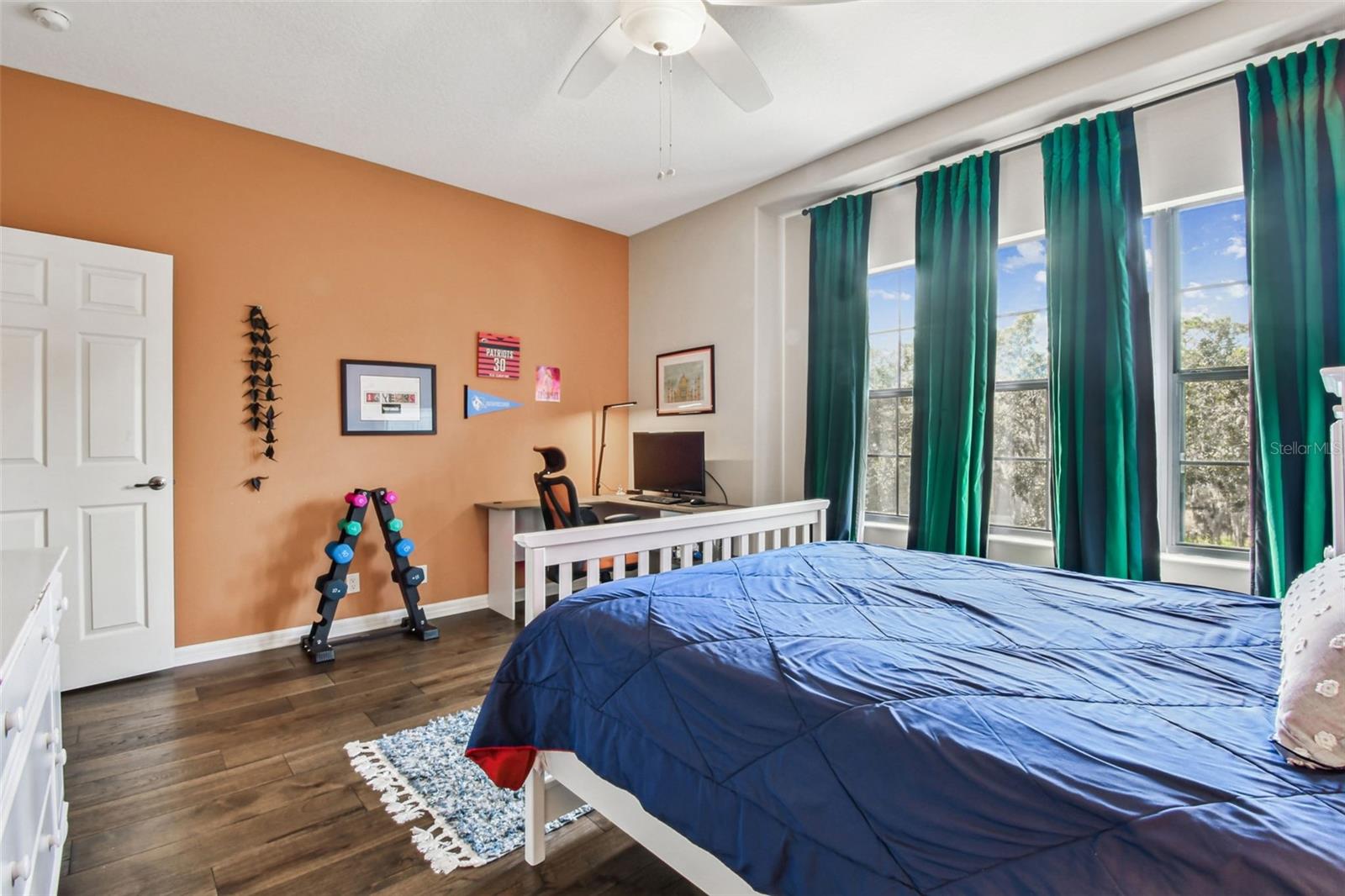 Image 47 of 68 For 15613 Himes Avenue