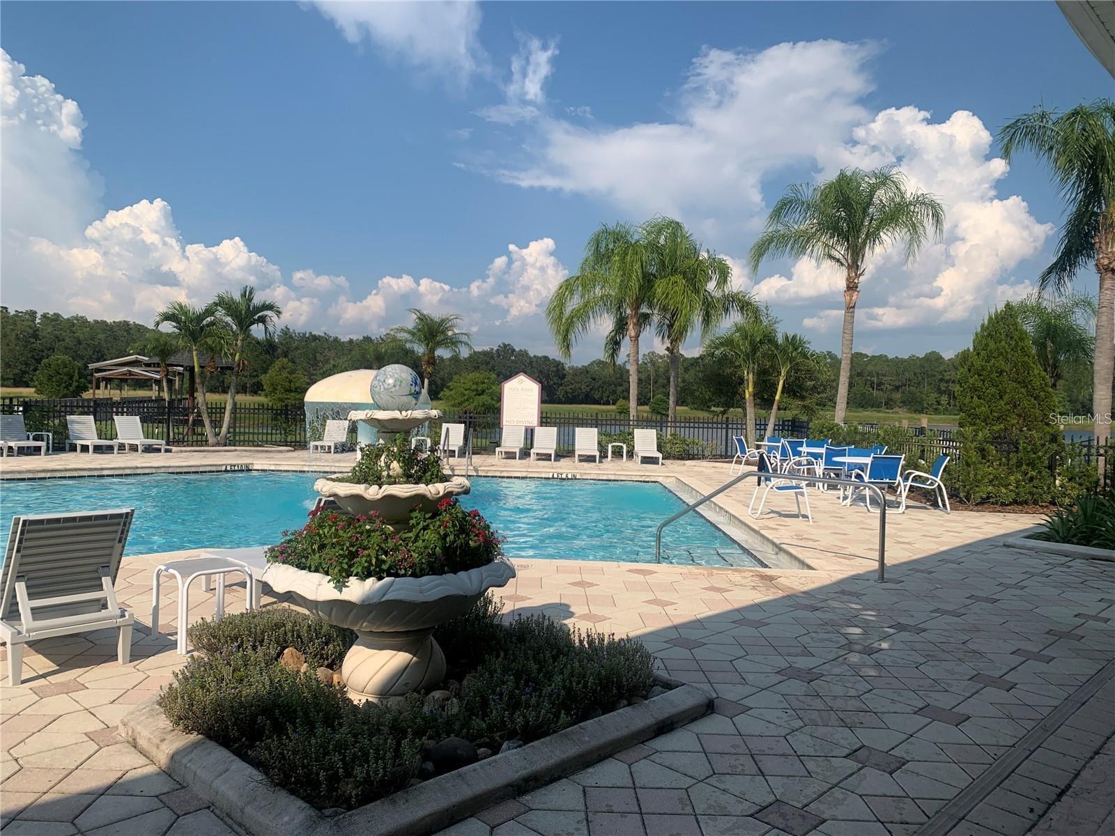 Image 46 of 57 For 4959 Pall Mall Street E