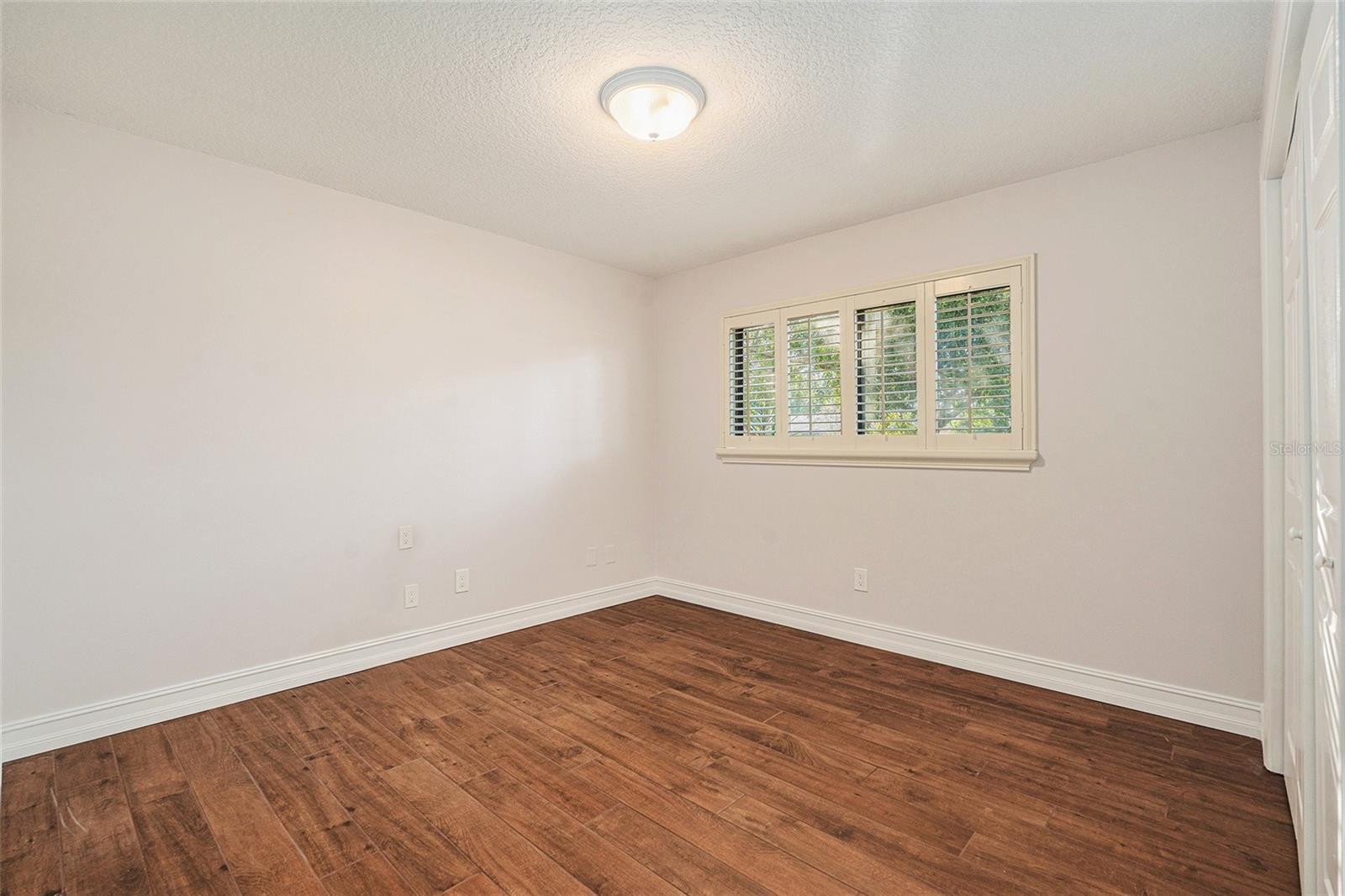 Image 14 of 30 For 505 Cullen Court