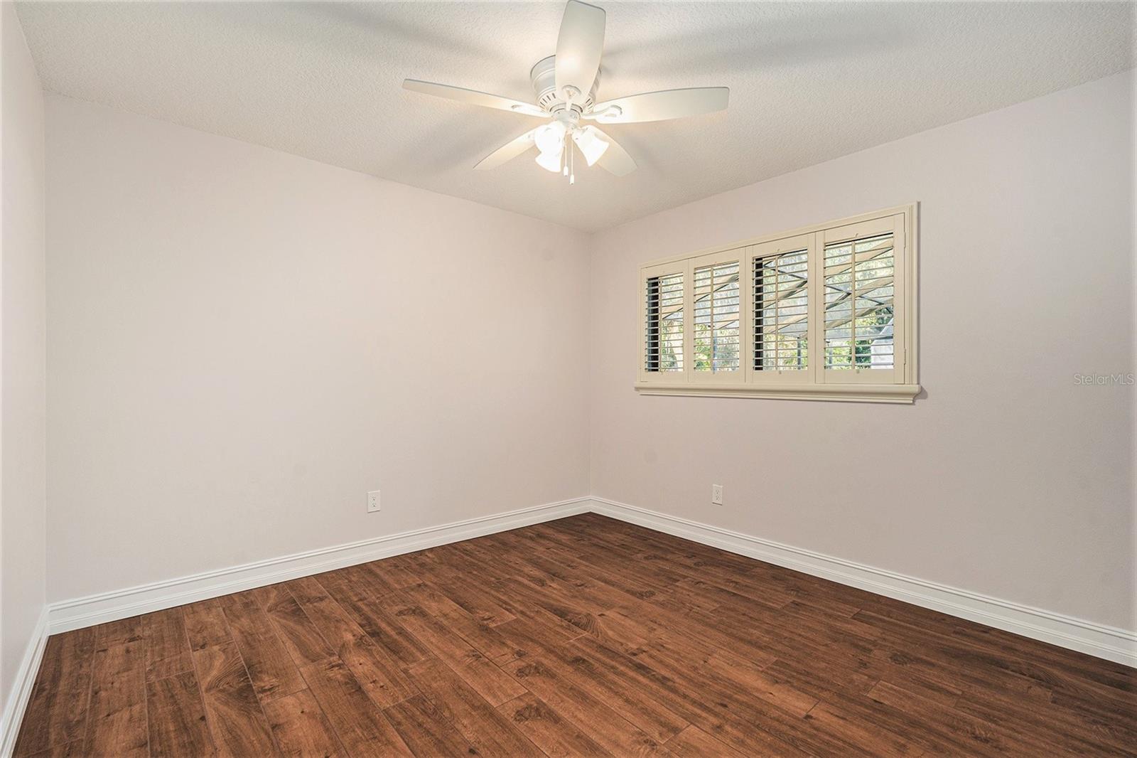 Image 16 of 30 For 505 Cullen Court