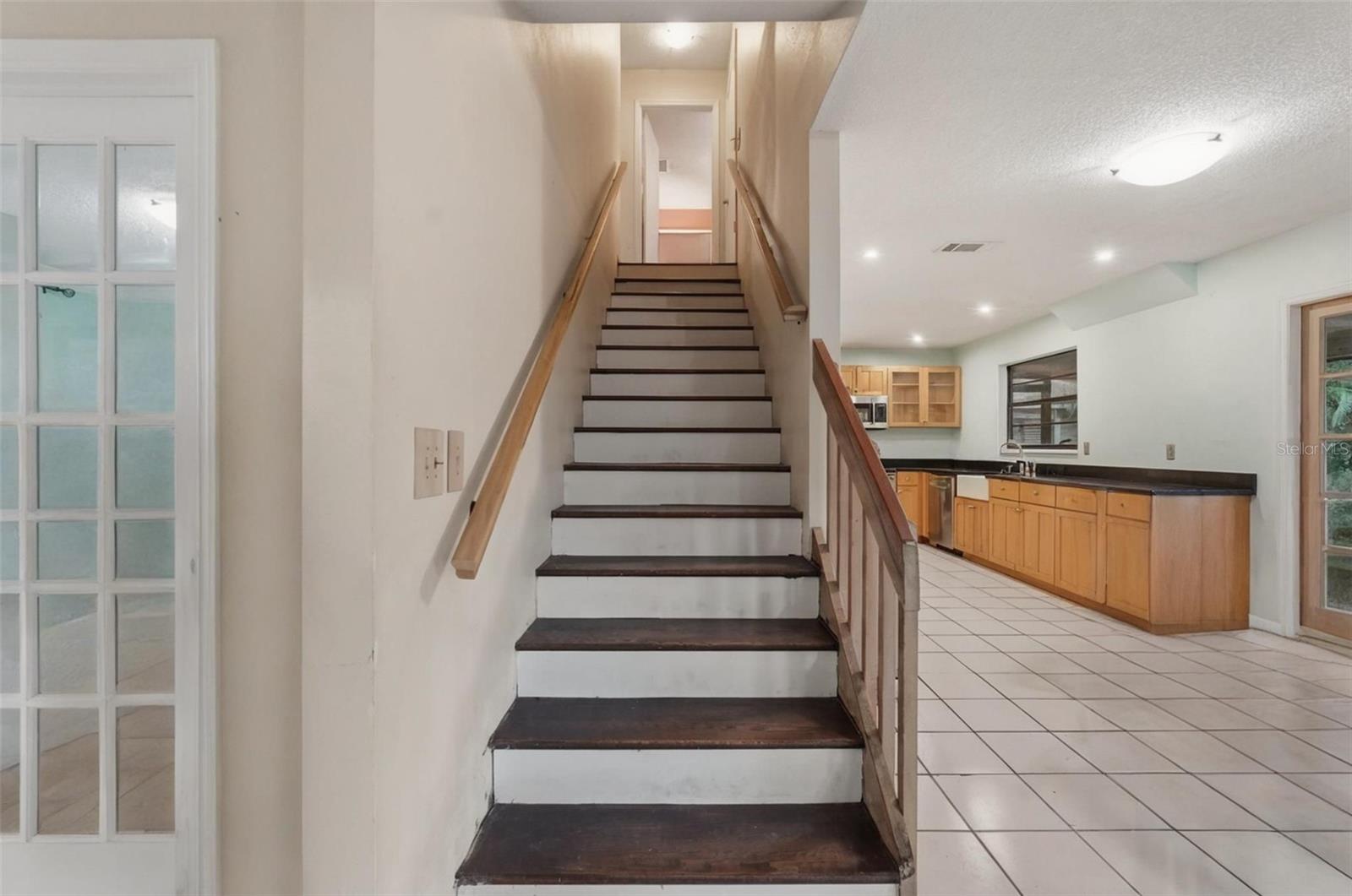 Image 12 of 46 For 810 Hammockwood Court