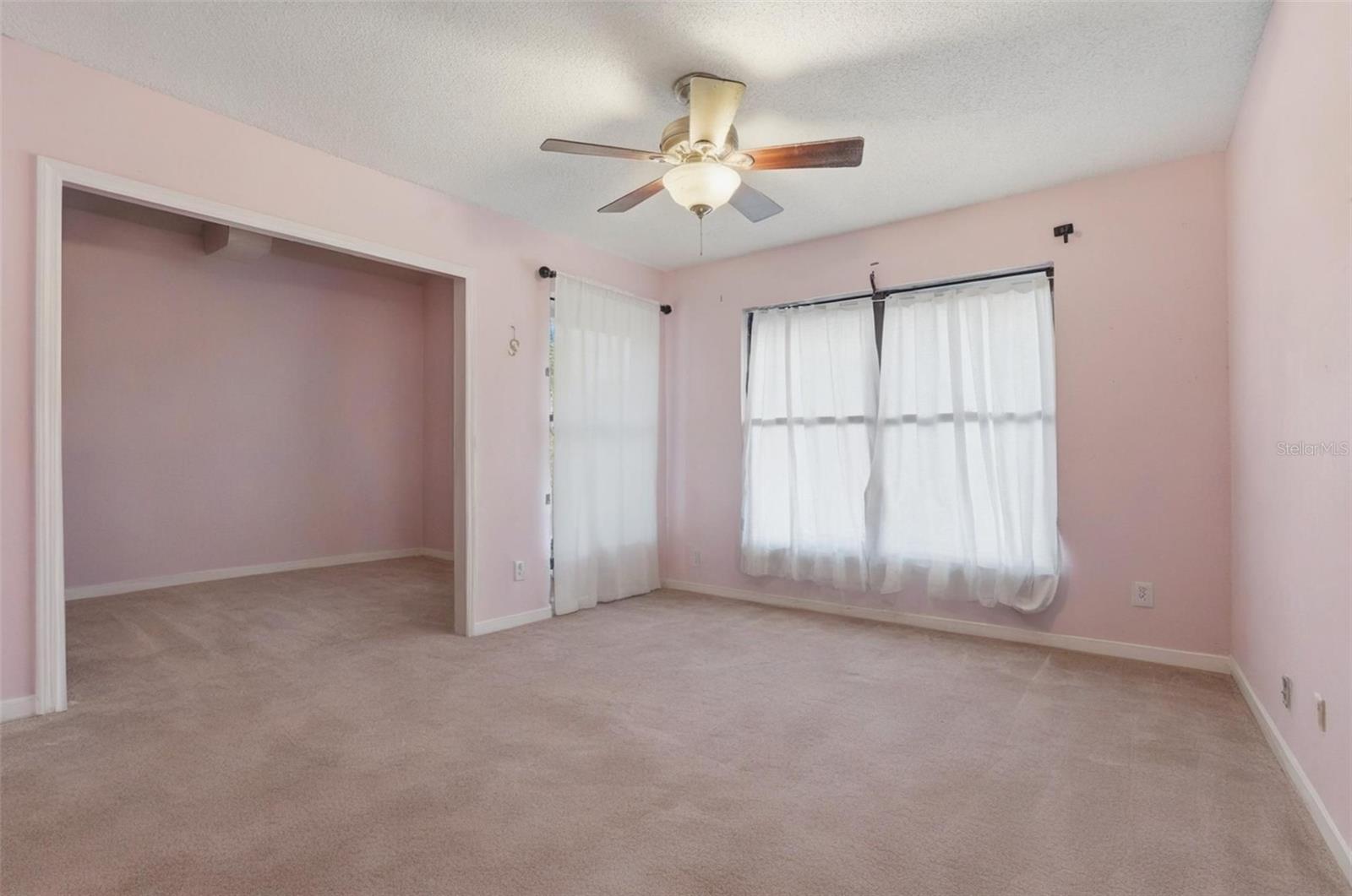 Image 16 of 46 For 810 Hammockwood Court