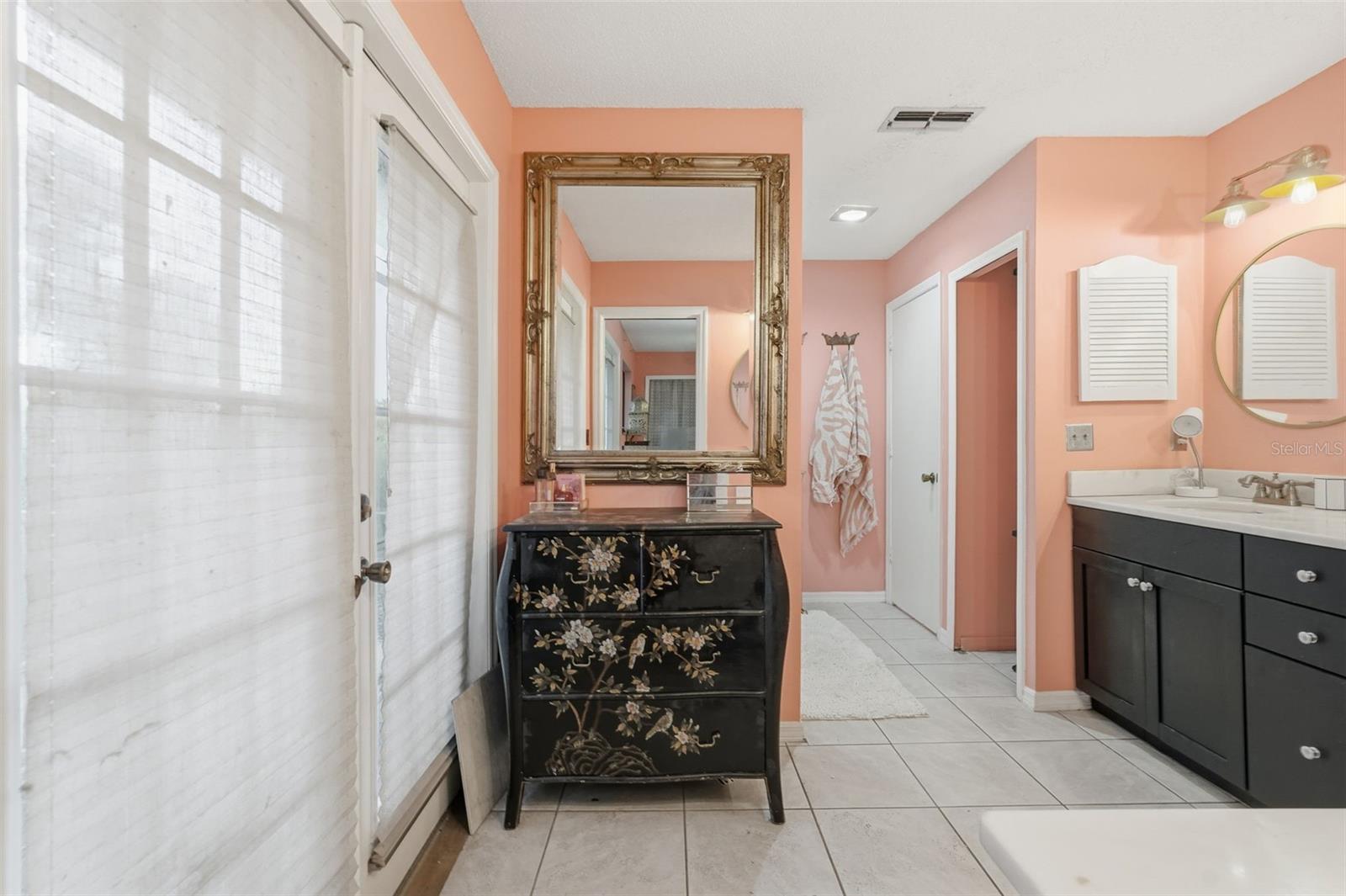 Image 22 of 46 For 810 Hammockwood Court