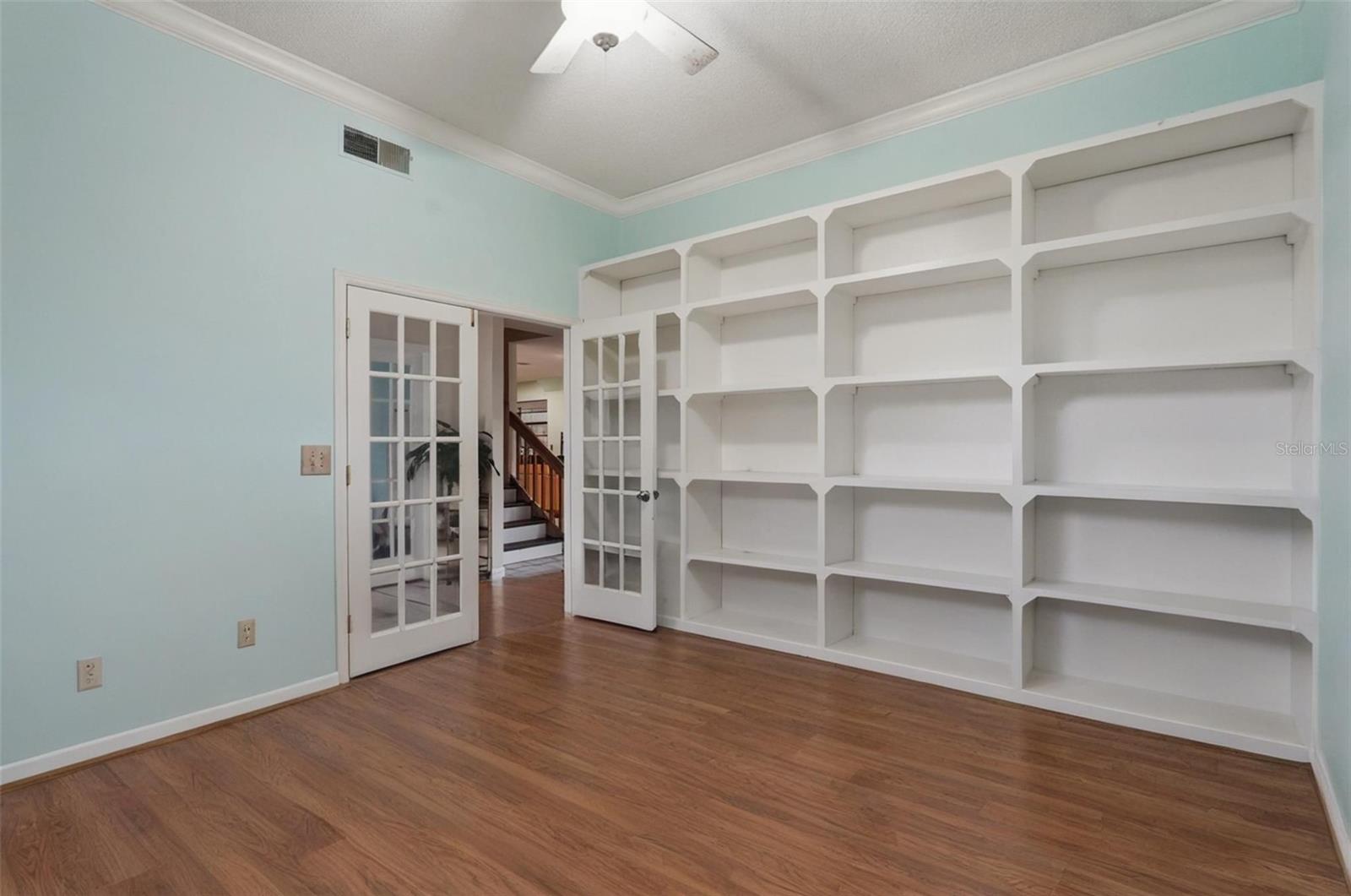 Image 6 of 46 For 810 Hammockwood Court