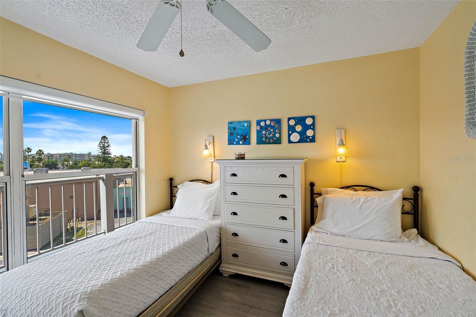 Image 23 of 75 For 5445 Gulf Boulevard 402