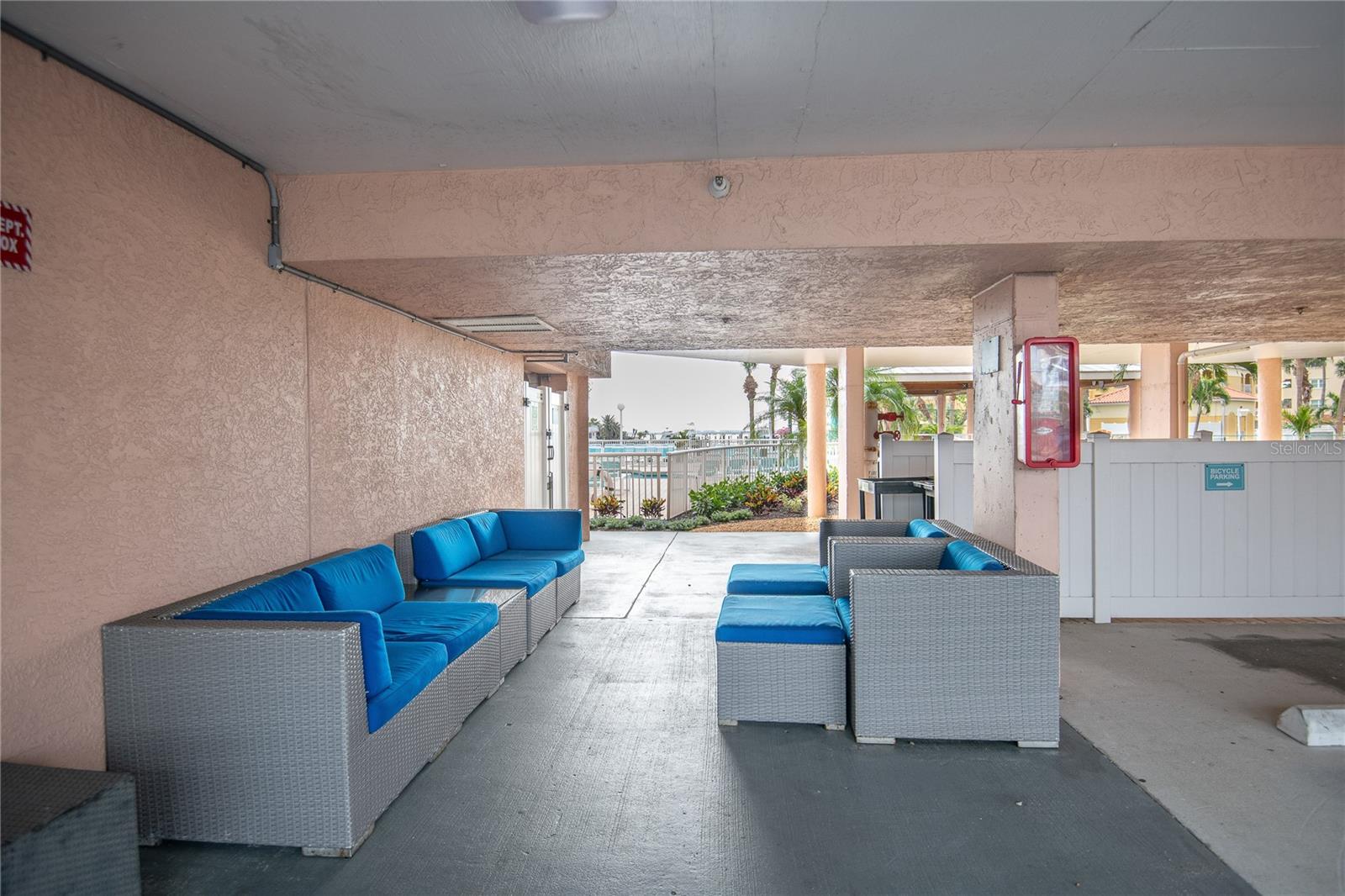 Image 31 of 75 For 5445 Gulf Boulevard 402