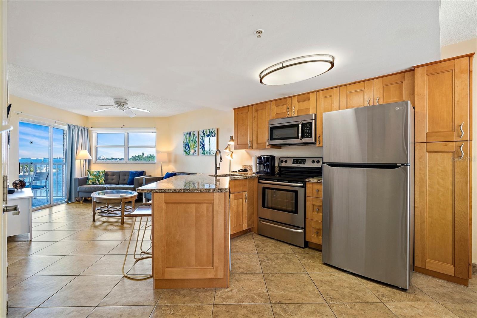 Image 4 of 75 For 5445 Gulf Boulevard 402