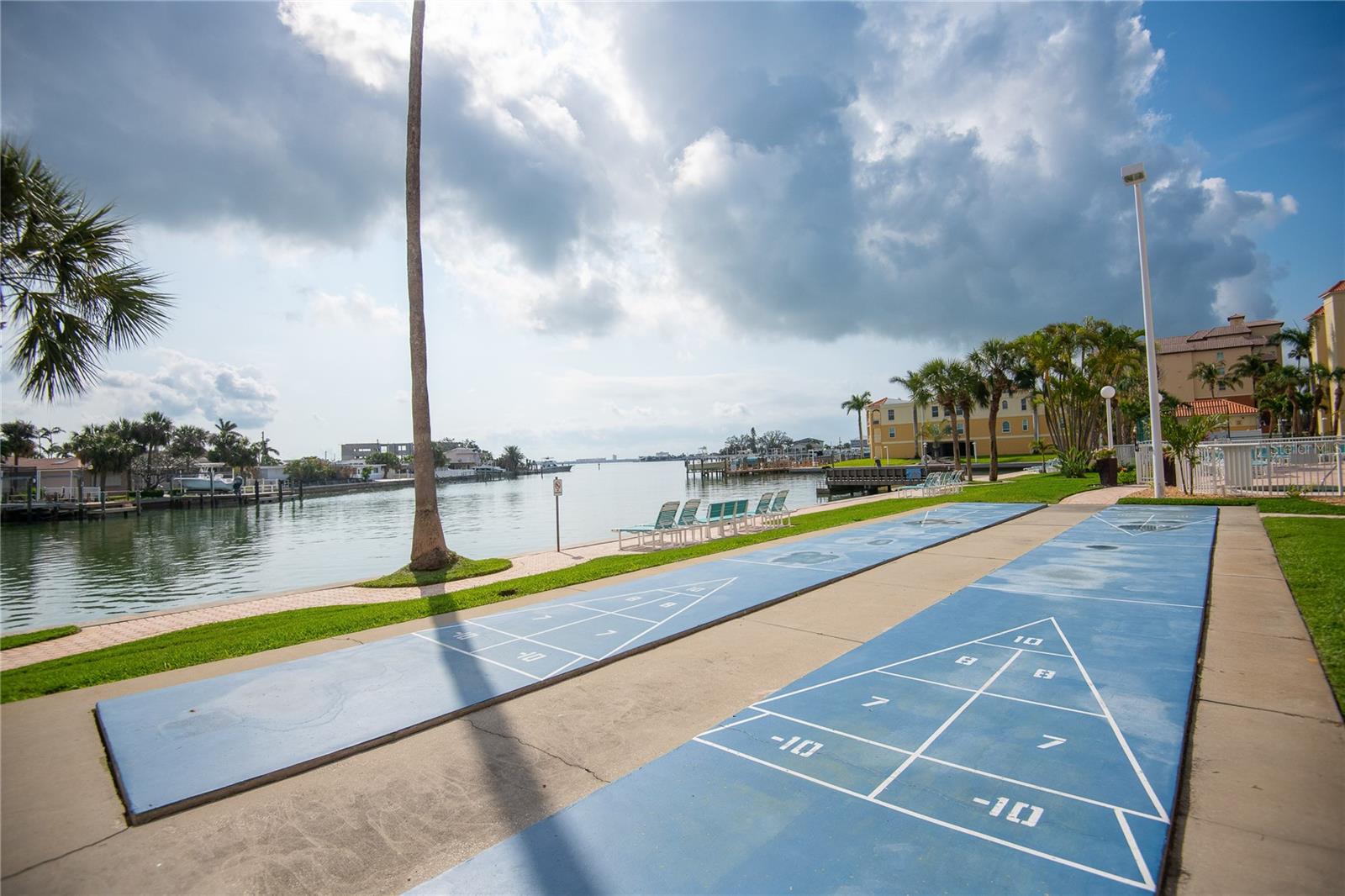 Image 57 of 75 For 5445 Gulf Boulevard 402