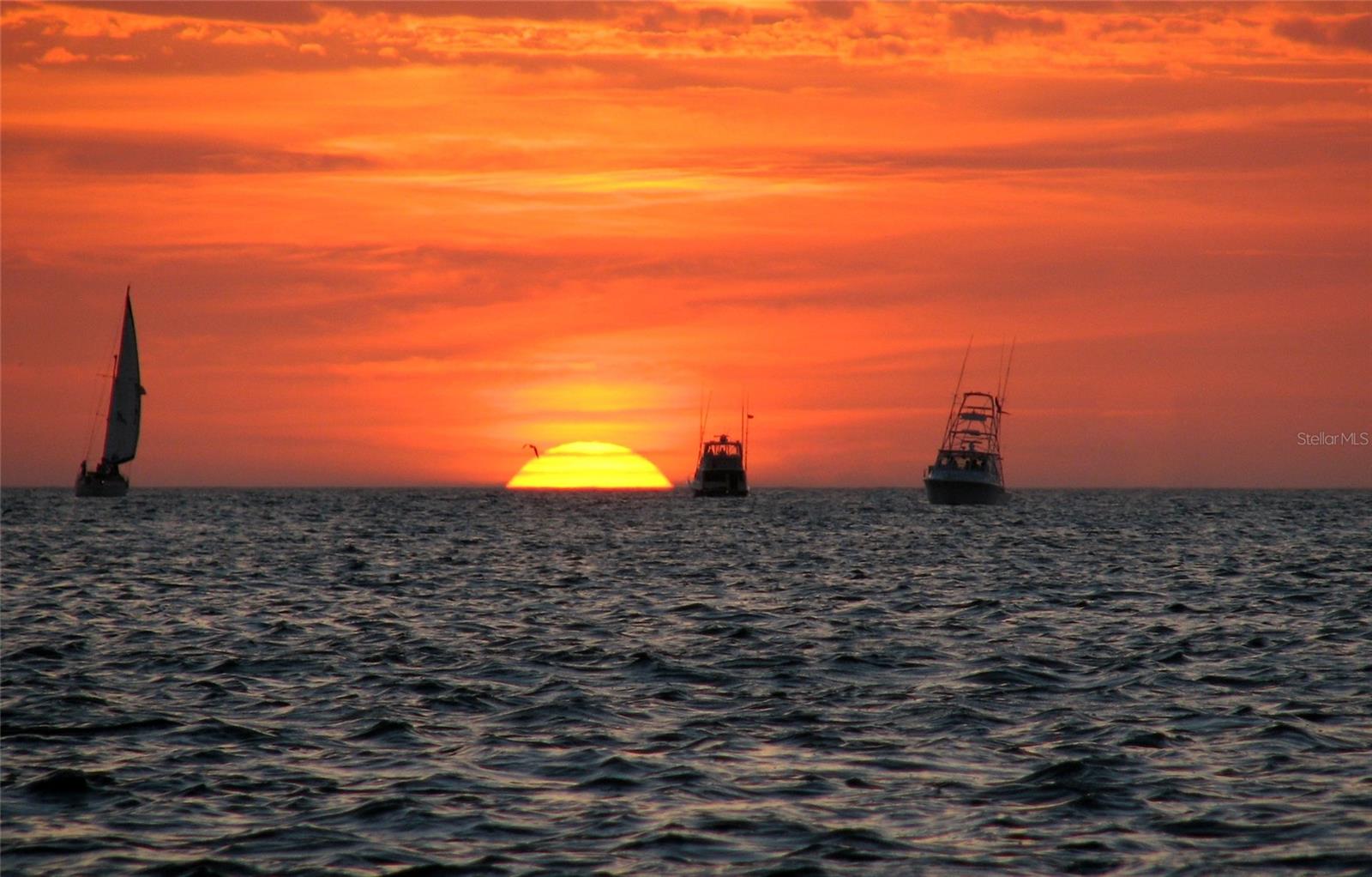 Image 71 of 75 For 5445 Gulf Boulevard 402