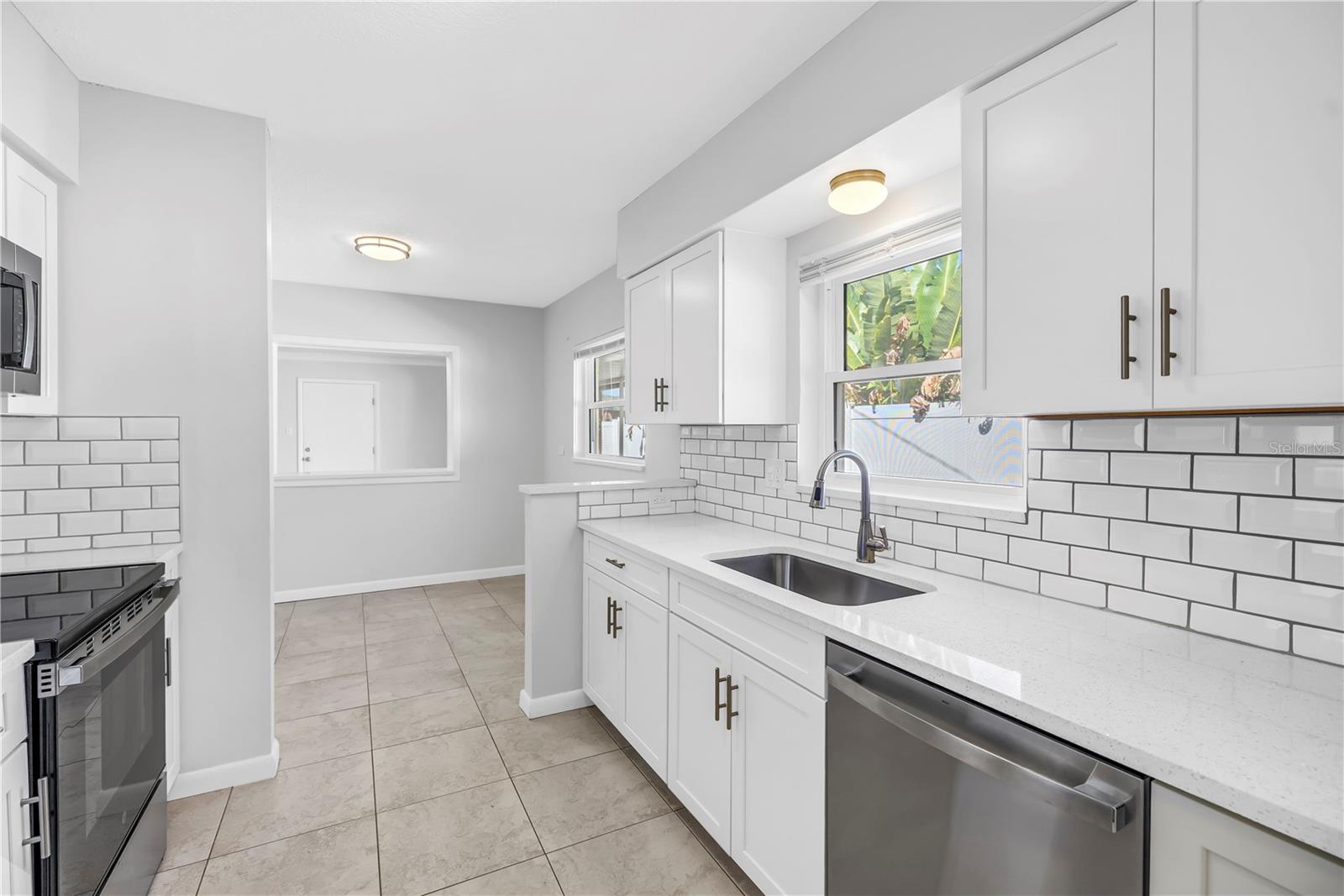 Image 10 of 39 For 6888 20th Street N