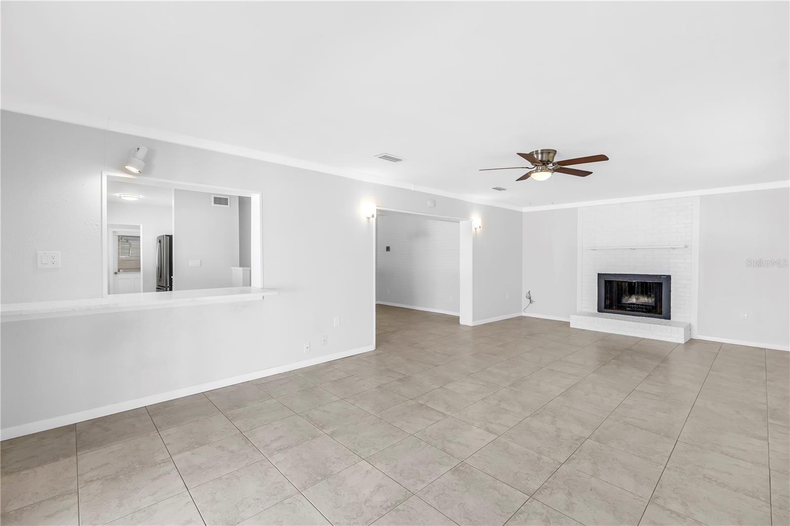 Image 13 of 39 For 6888 20th Street N