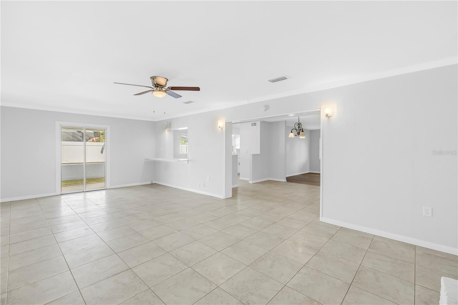 Image 14 of 39 For 6888 20th Street N