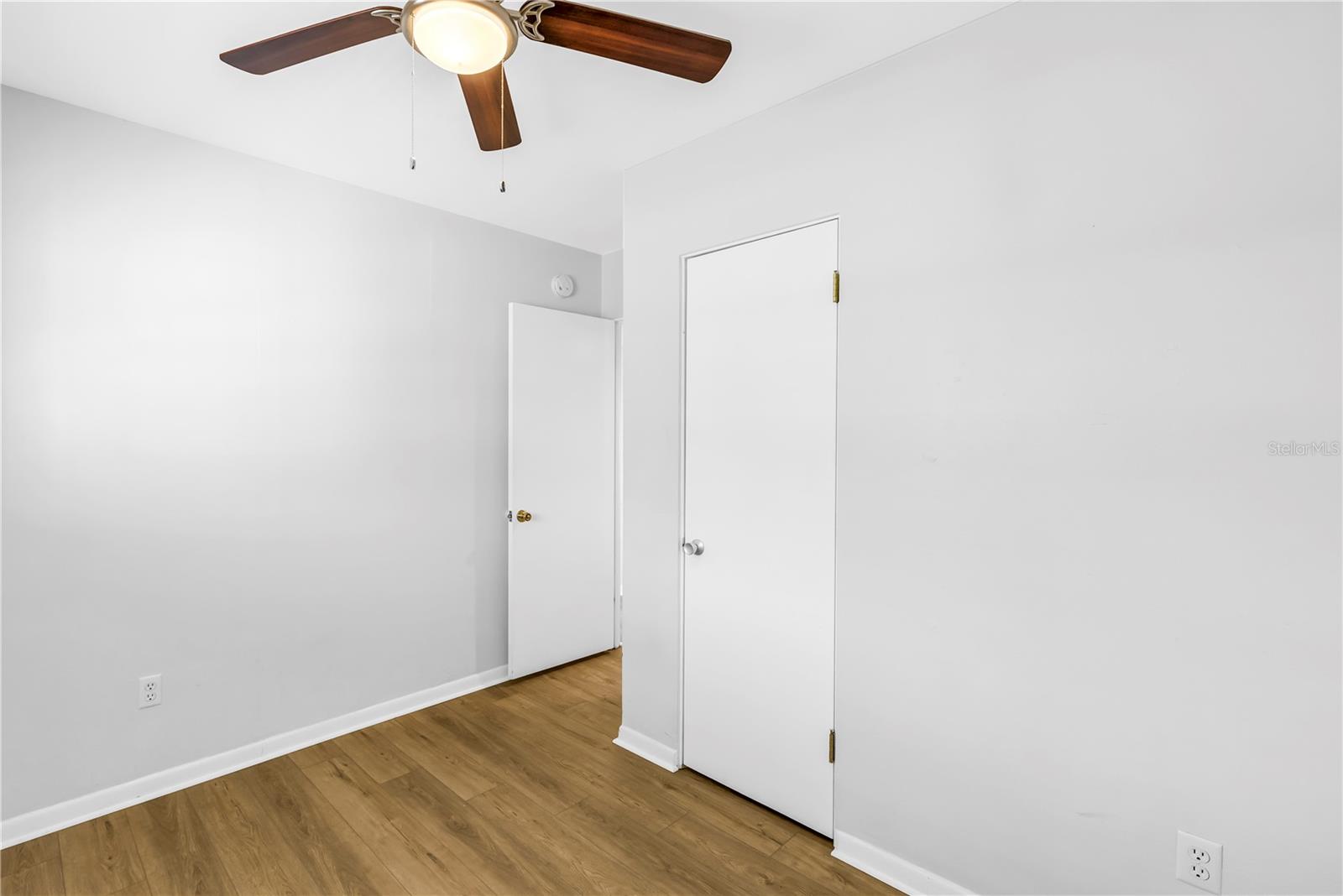 Image 18 of 39 For 6888 20th Street N