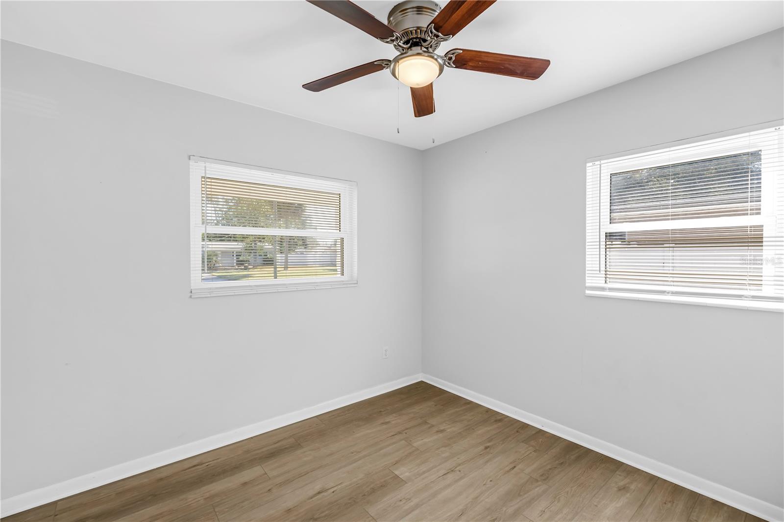 Image 21 of 39 For 6888 20th Street N