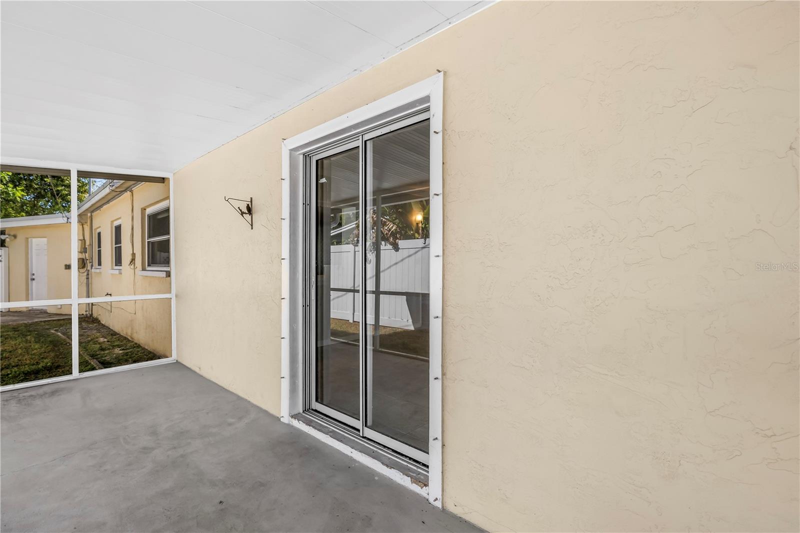 Image 29 of 39 For 6888 20th Street N