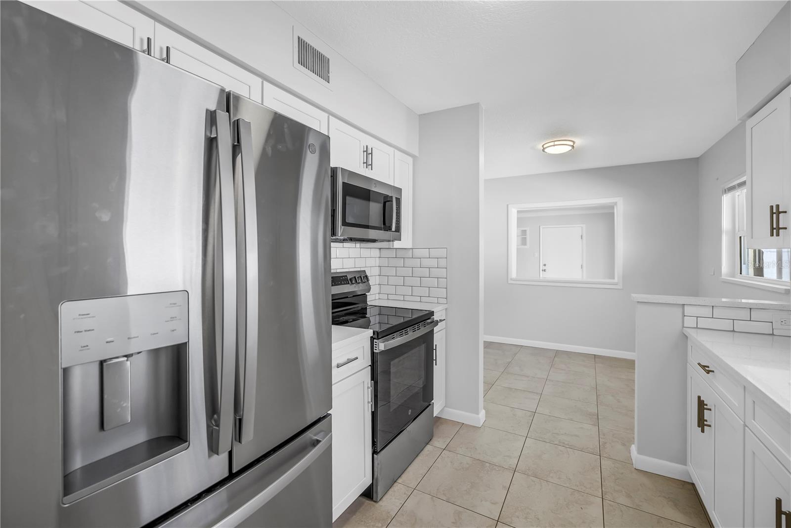 Image 3 of 39 For 6888 20th Street N