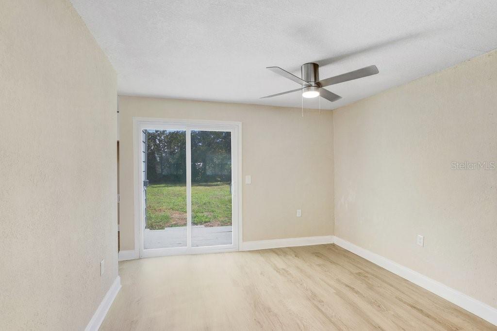 Image 11 of 21 For 10414 Richardson Street