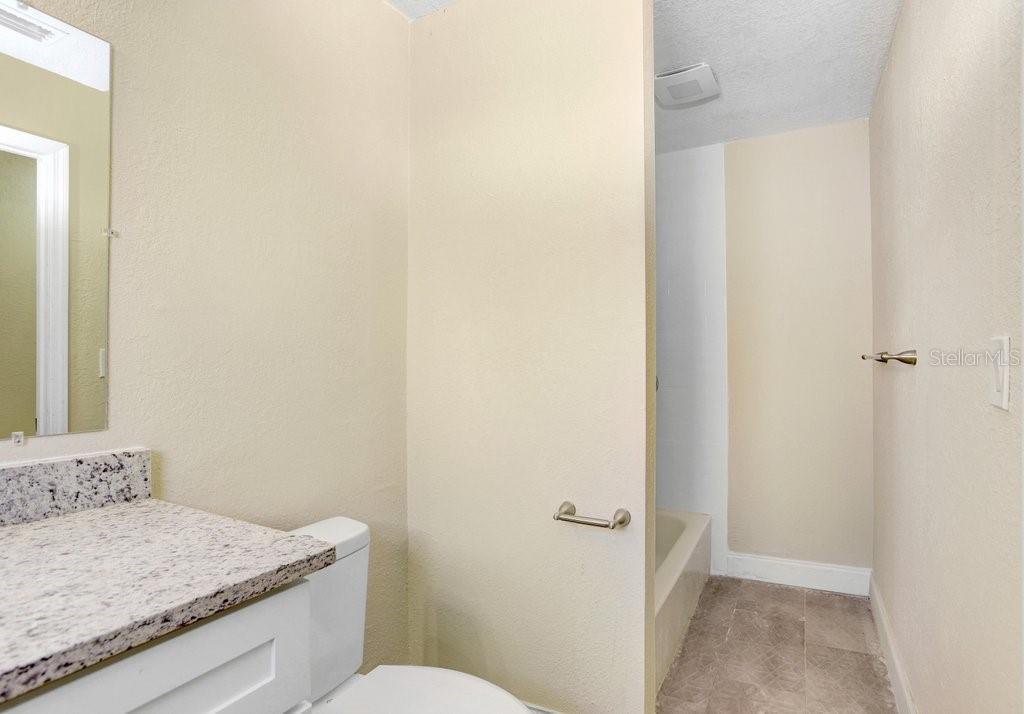 Image 13 of 21 For 10414 Richardson Street