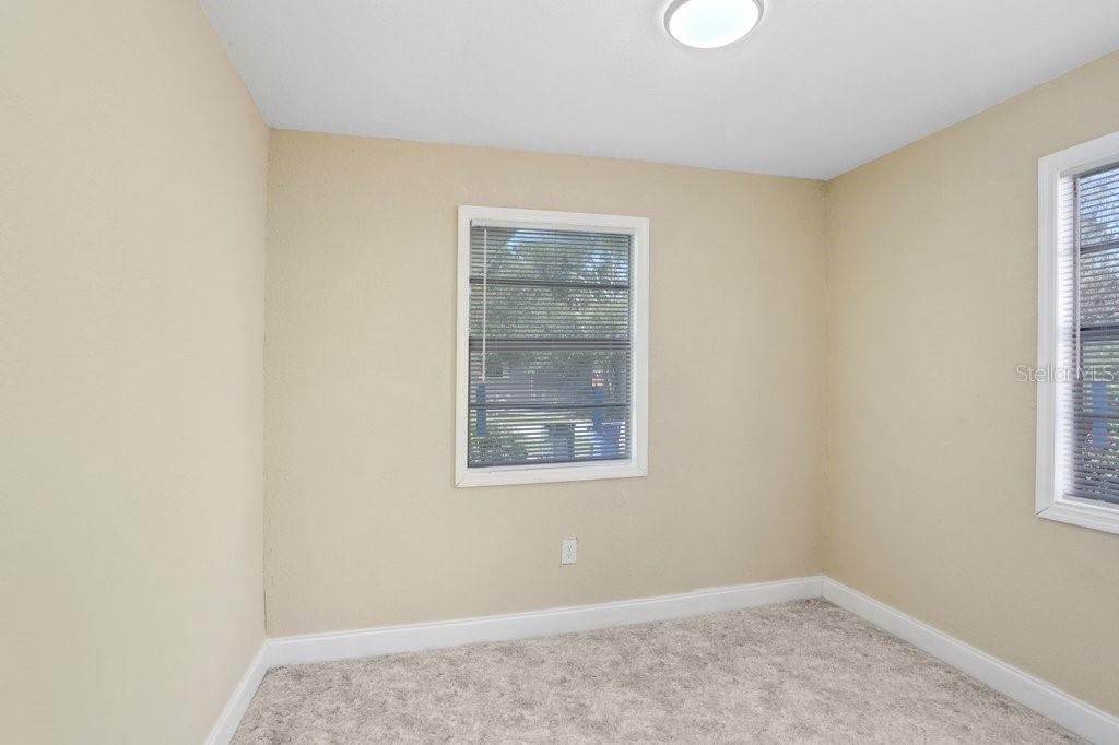 Image 15 of 21 For 10414 Richardson Street