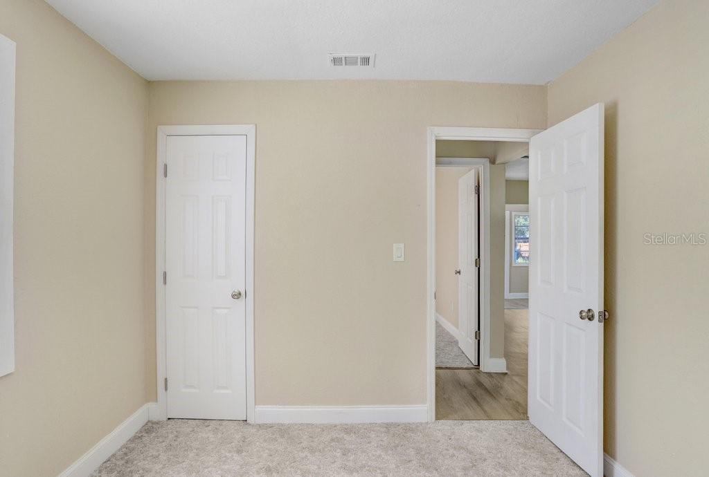 Image 16 of 21 For 10414 Richardson Street