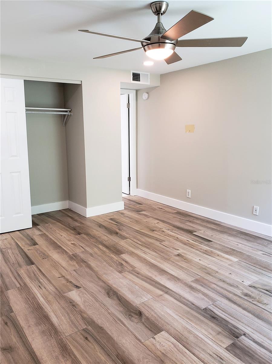 Image 14 of 22 For 3325 Bayshore Boulevard C14